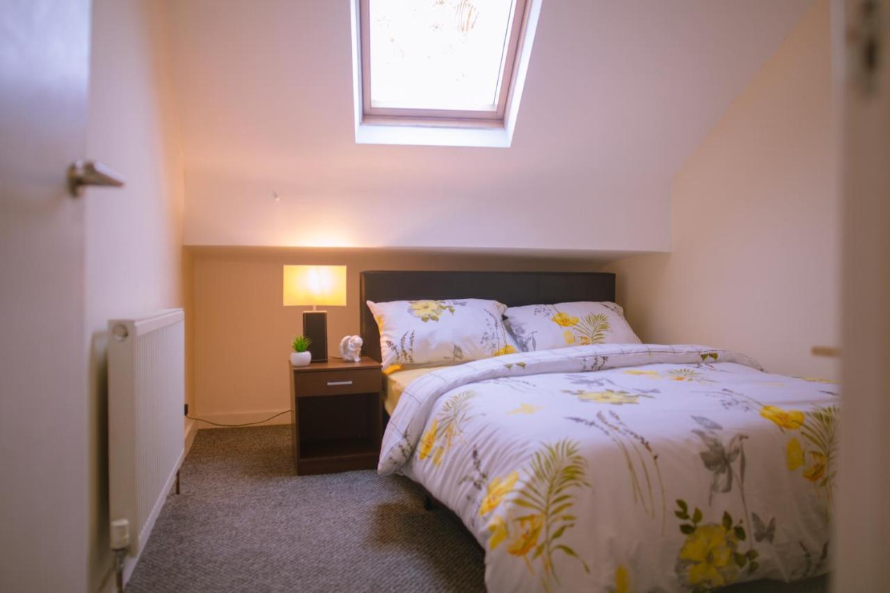 Anfield Apartment Liverpool Bagian luar foto
