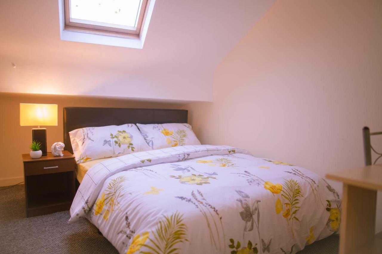 Anfield Apartment Liverpool Bagian luar foto